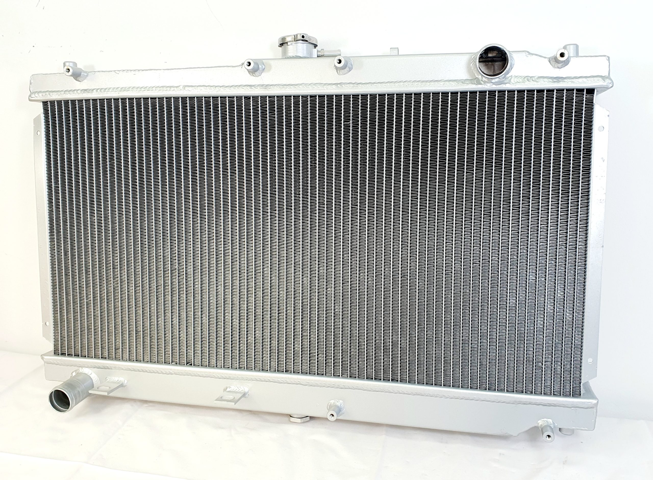 Radiator Mazda Miata 99-05 Manual