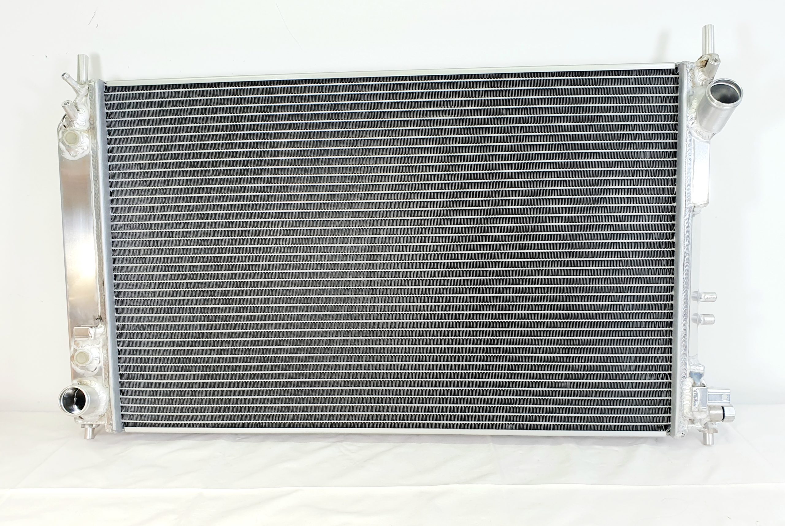 Radiator SAAB 9-3 2,8T V6 05-15