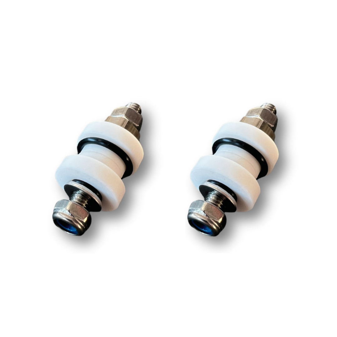 Bulkhead terminal + and -