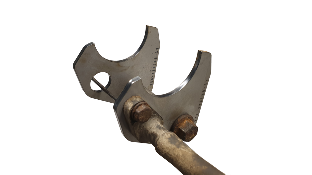 Reinforcement plates rear axle lower Volvo 240