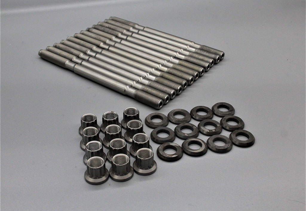 Audi 5 Cyl Head stud kit M11