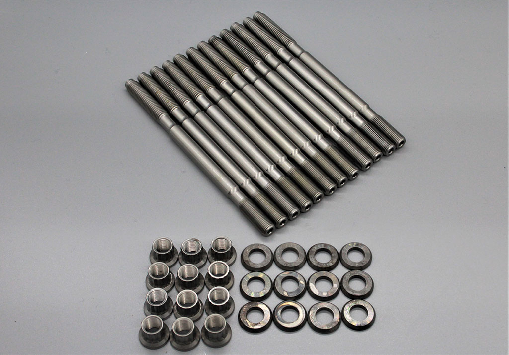 Audi 5 Cyl Head stud kit M11