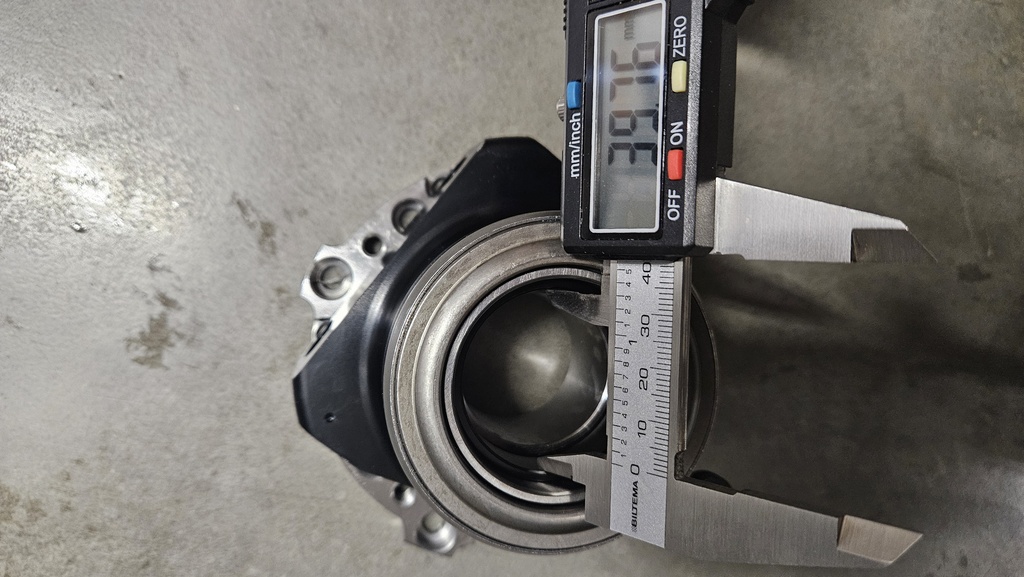 Hydraulic realese bearing (Adjustable)