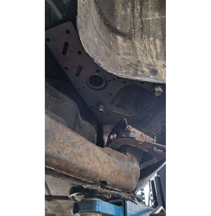 BMW E46 Rear Trailing Arm Bracket Reinforcement Pro V2