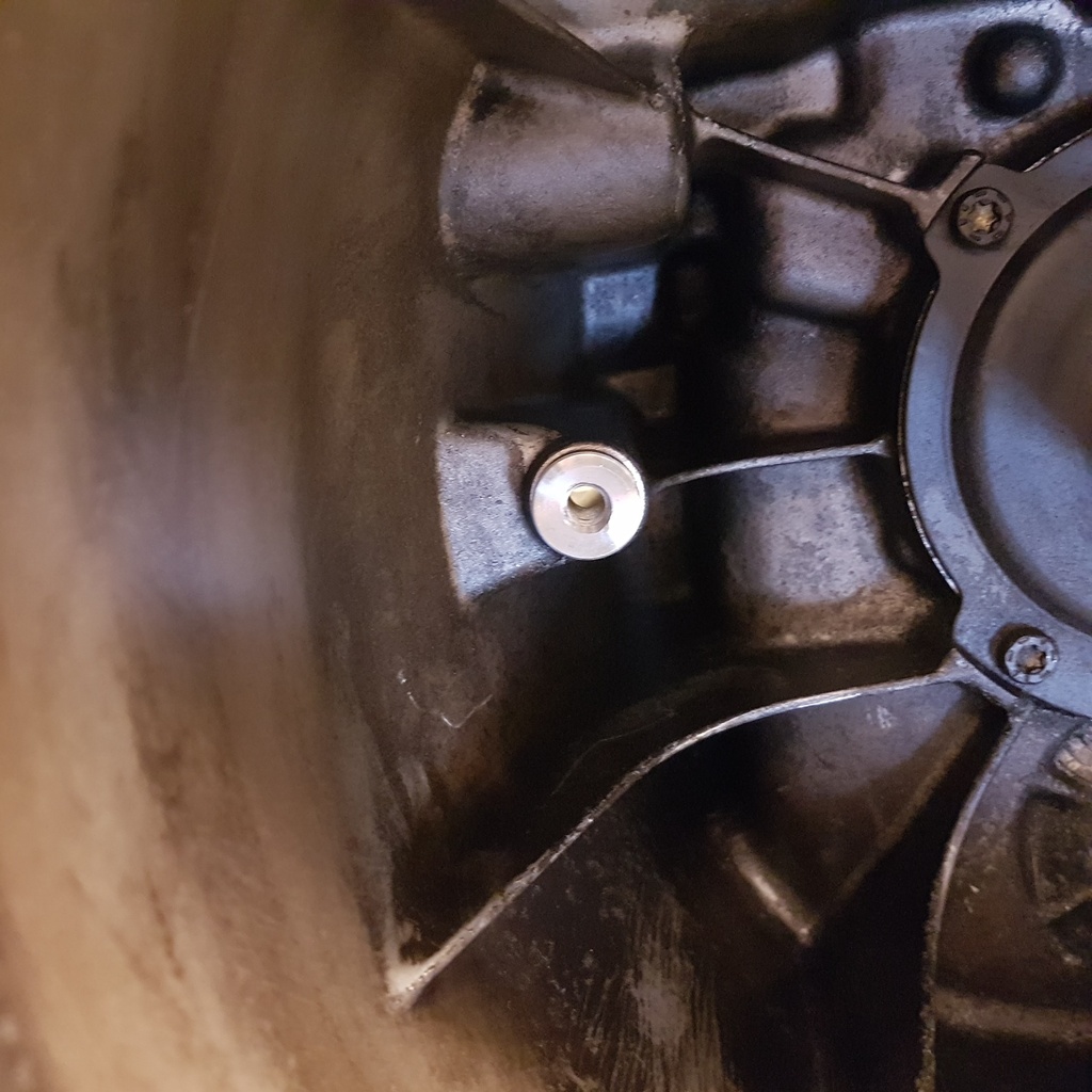 Clutch adjustment for realese bearing